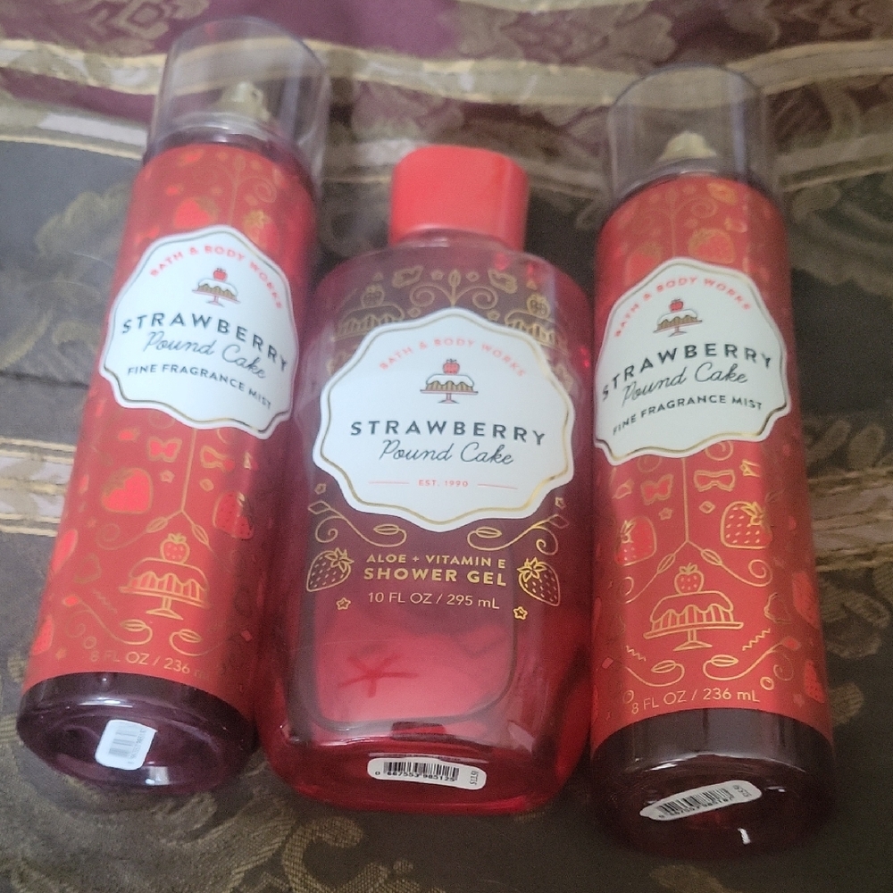 Bath & Body Works Trio  Strawberry Pound Cake Shower Gel and Mist Set